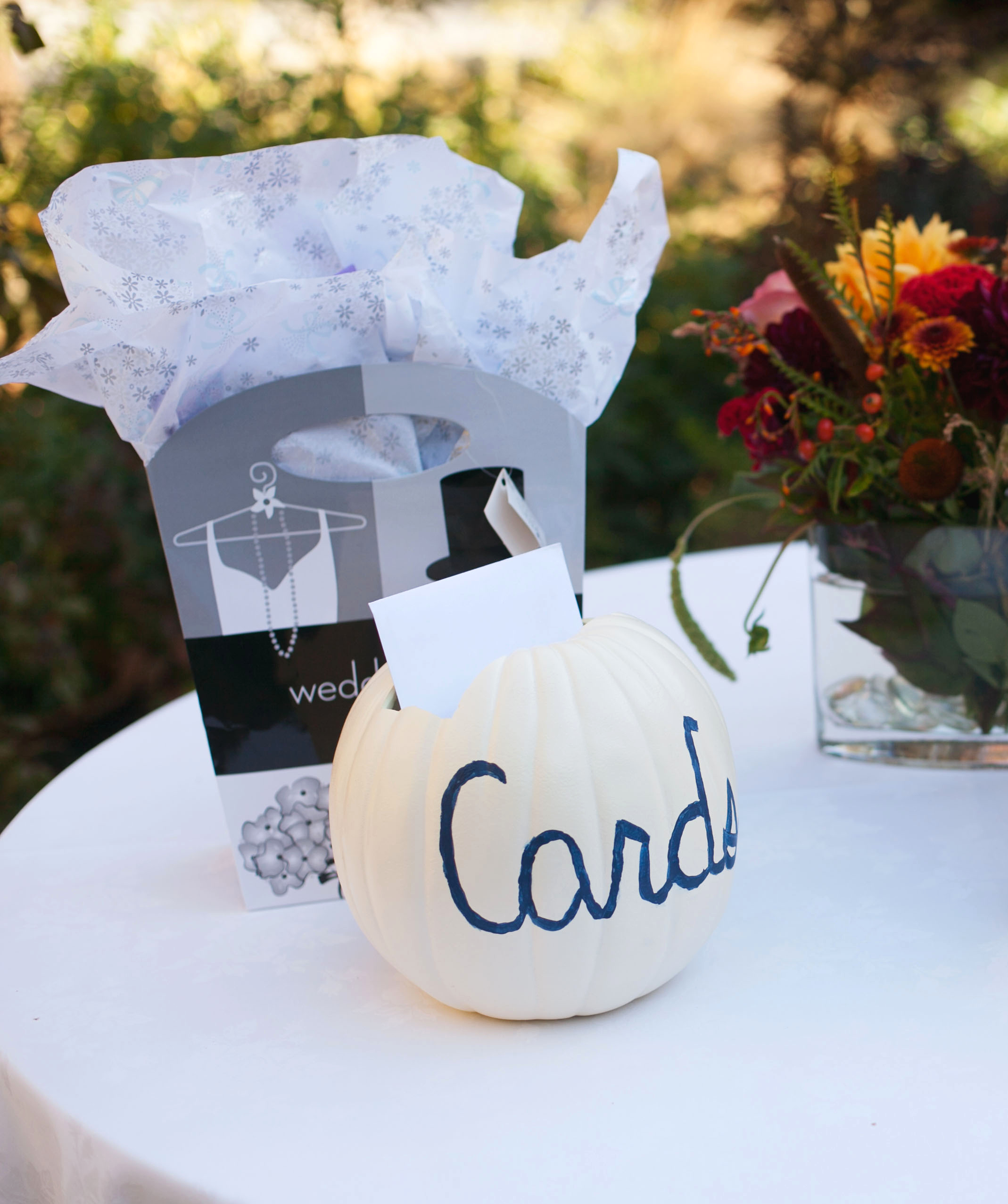 White pumpkin card box