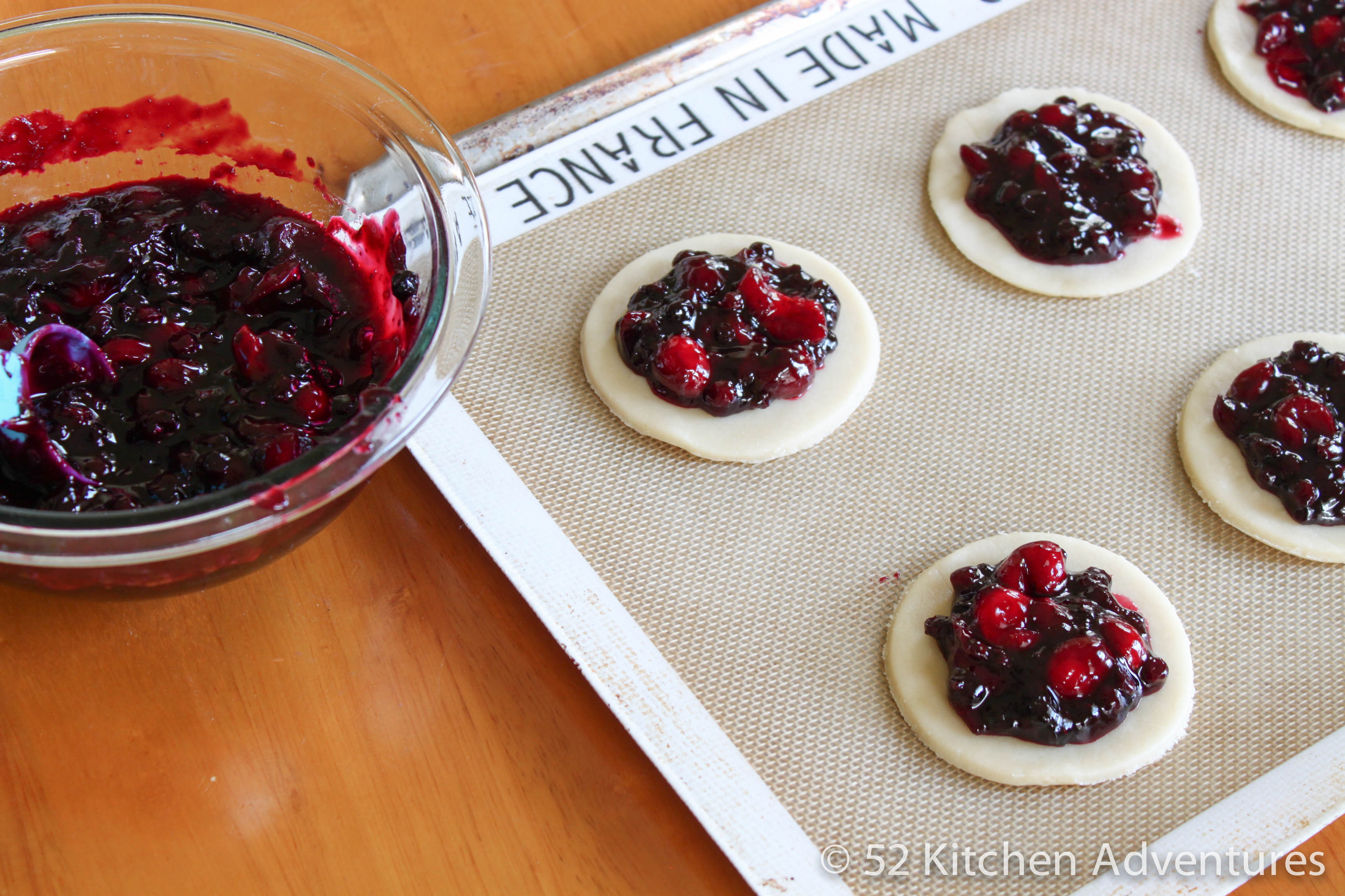 Add filling to hand pie