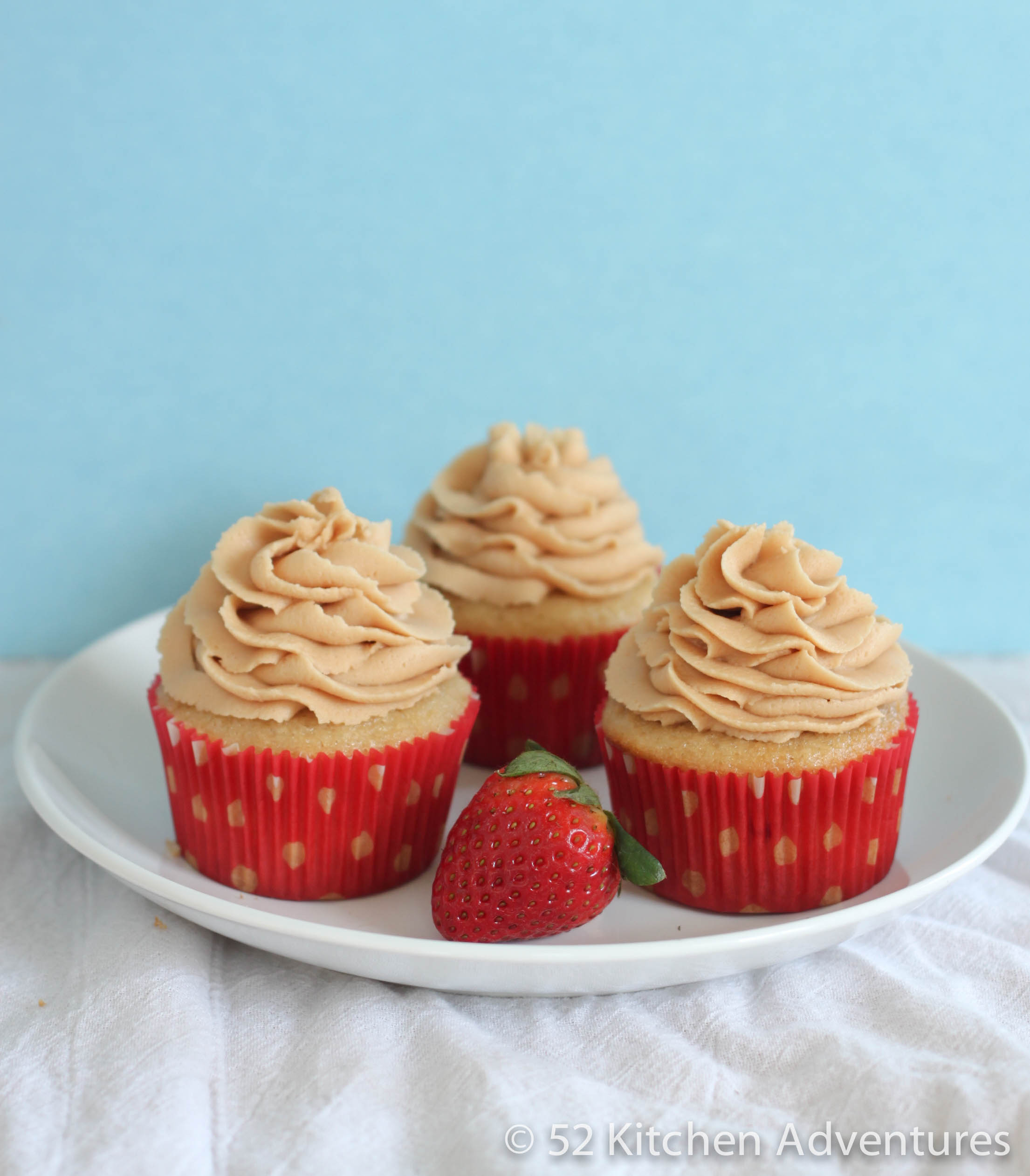 Peanut Butter & Jelly Cupakes