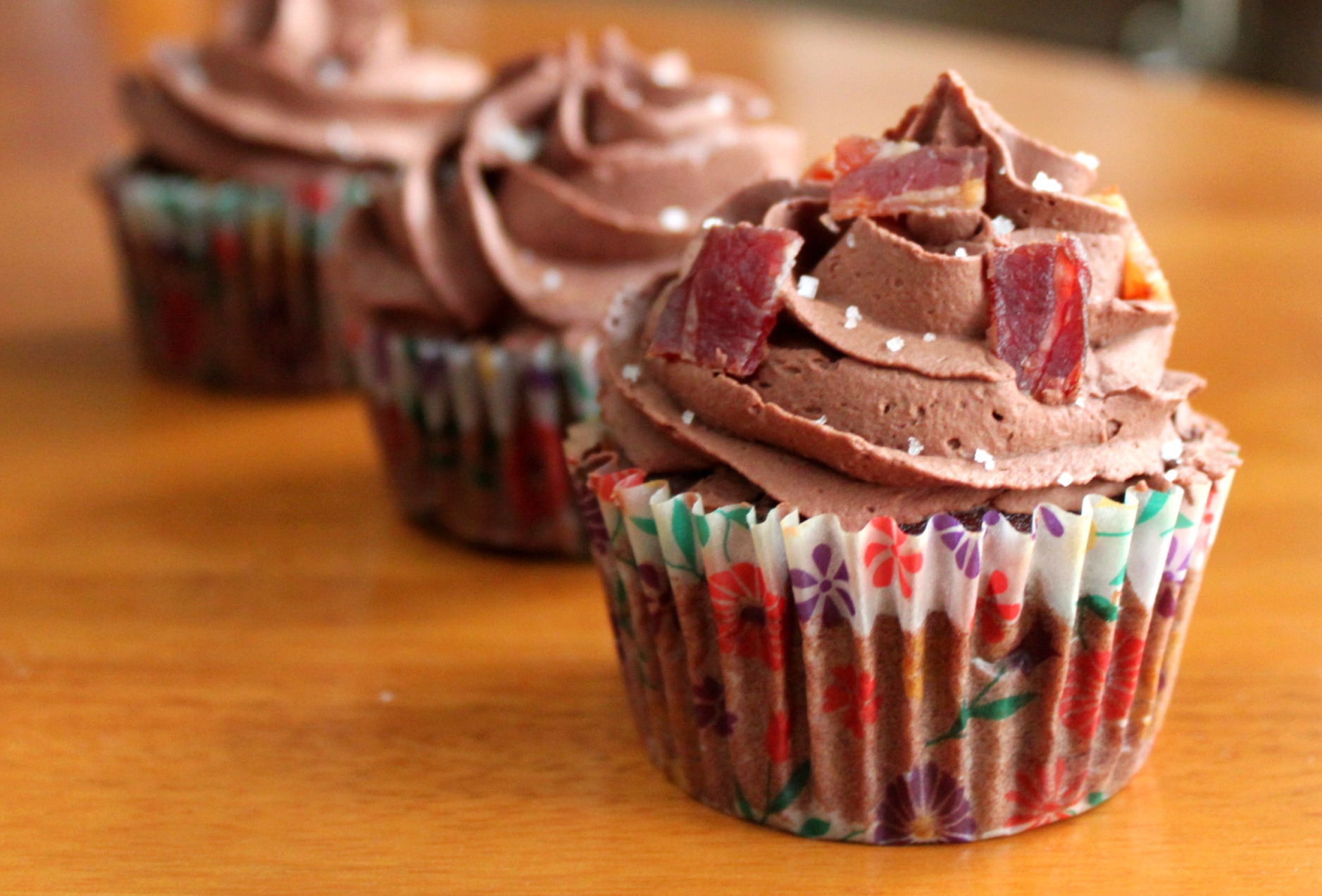 3 bacon chocolate cupcakes