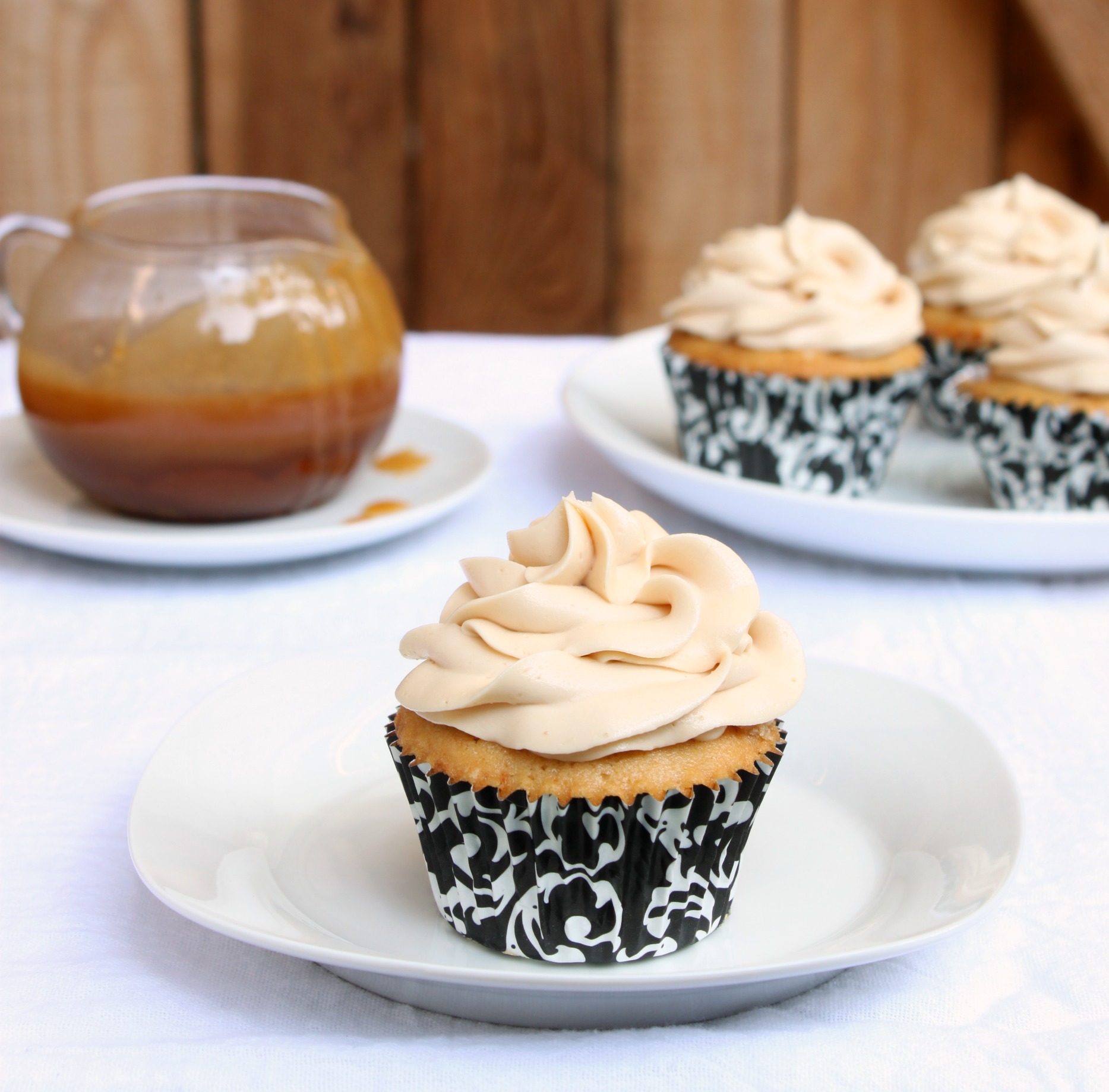 Salted caramel cupcakes 1 cropped