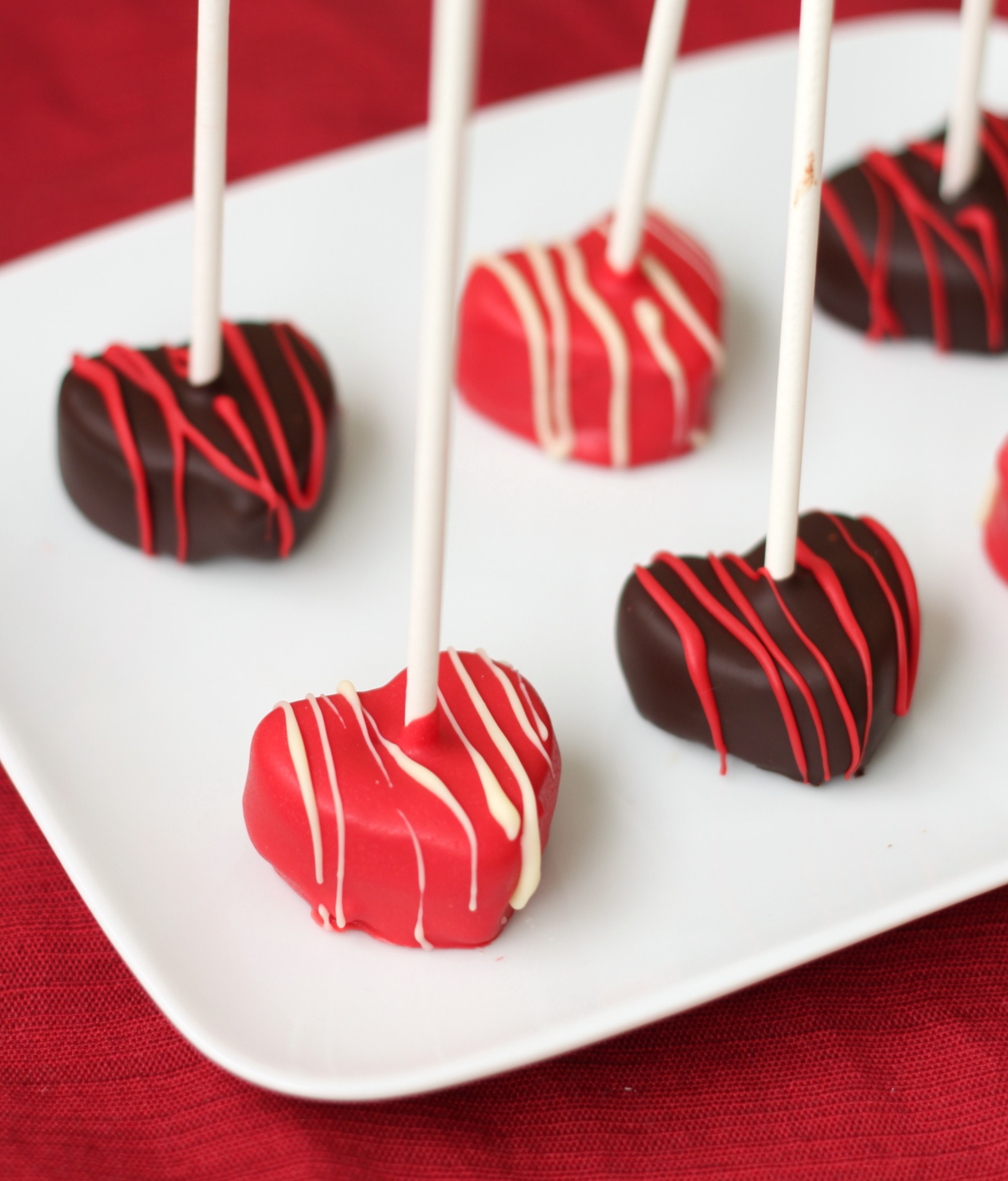 Heart shaped cake pops 3