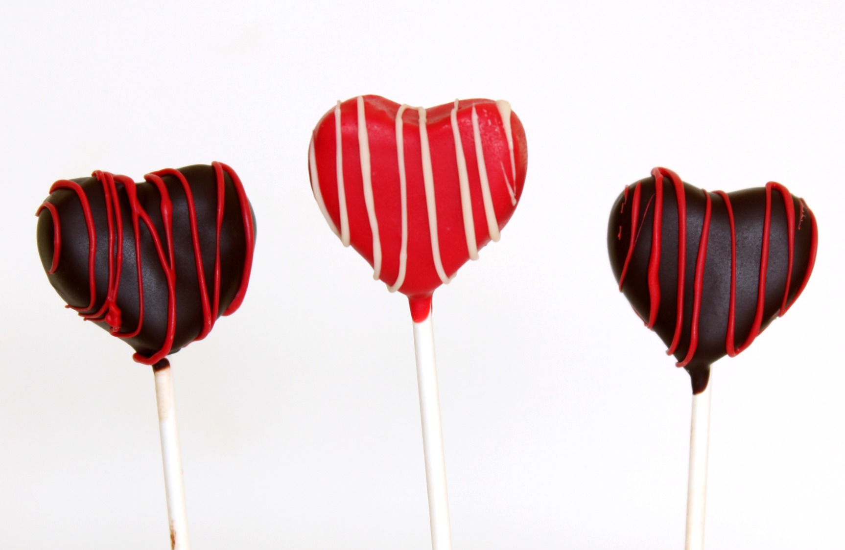 Heart shaped cake pops up