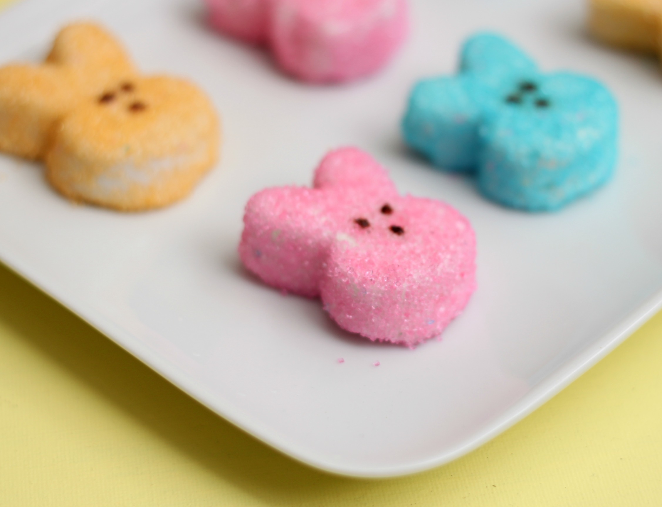 Homemade marshmallow peeps