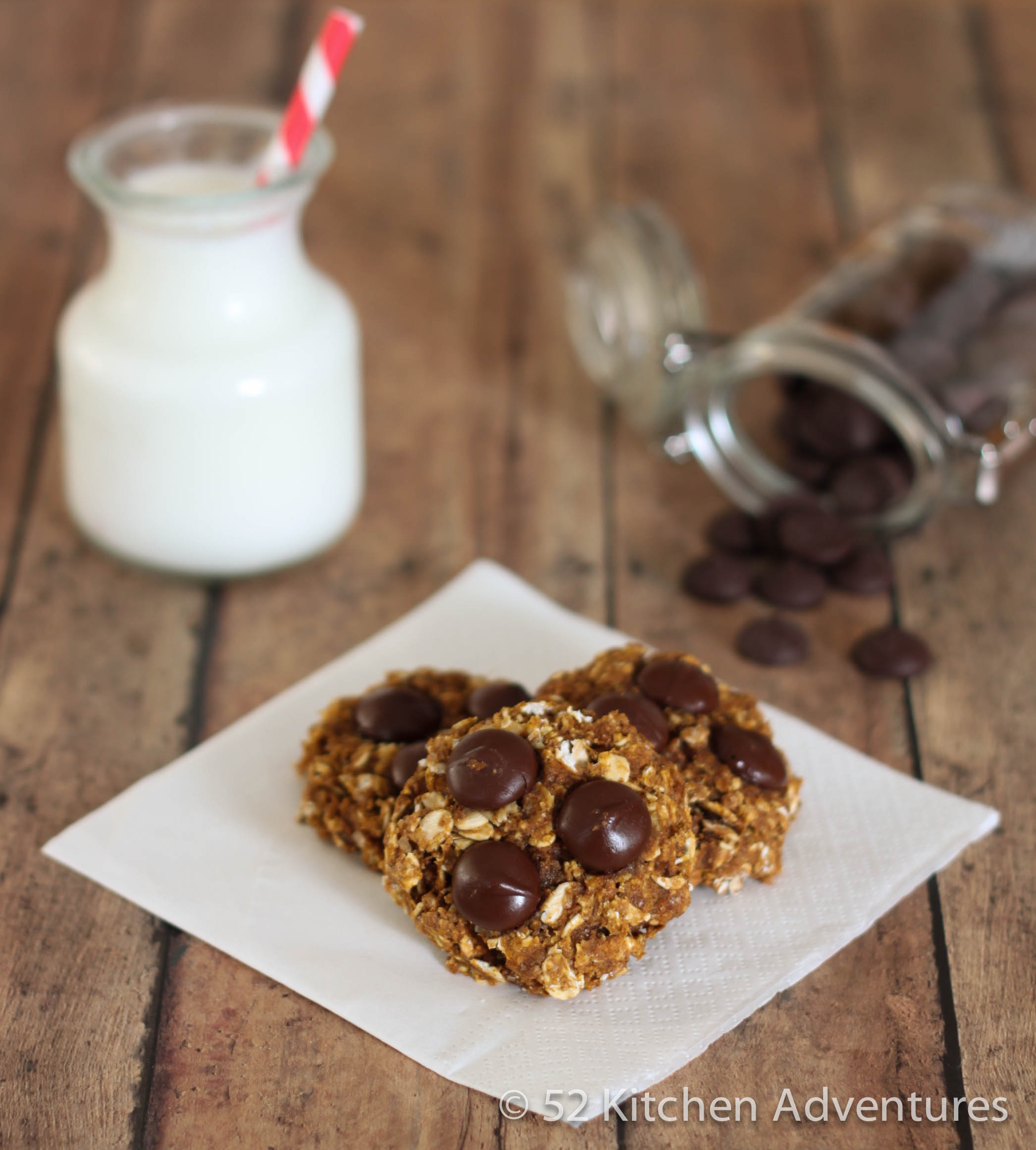 Pumpkin Oatmeal Chocolate Chip Cookies