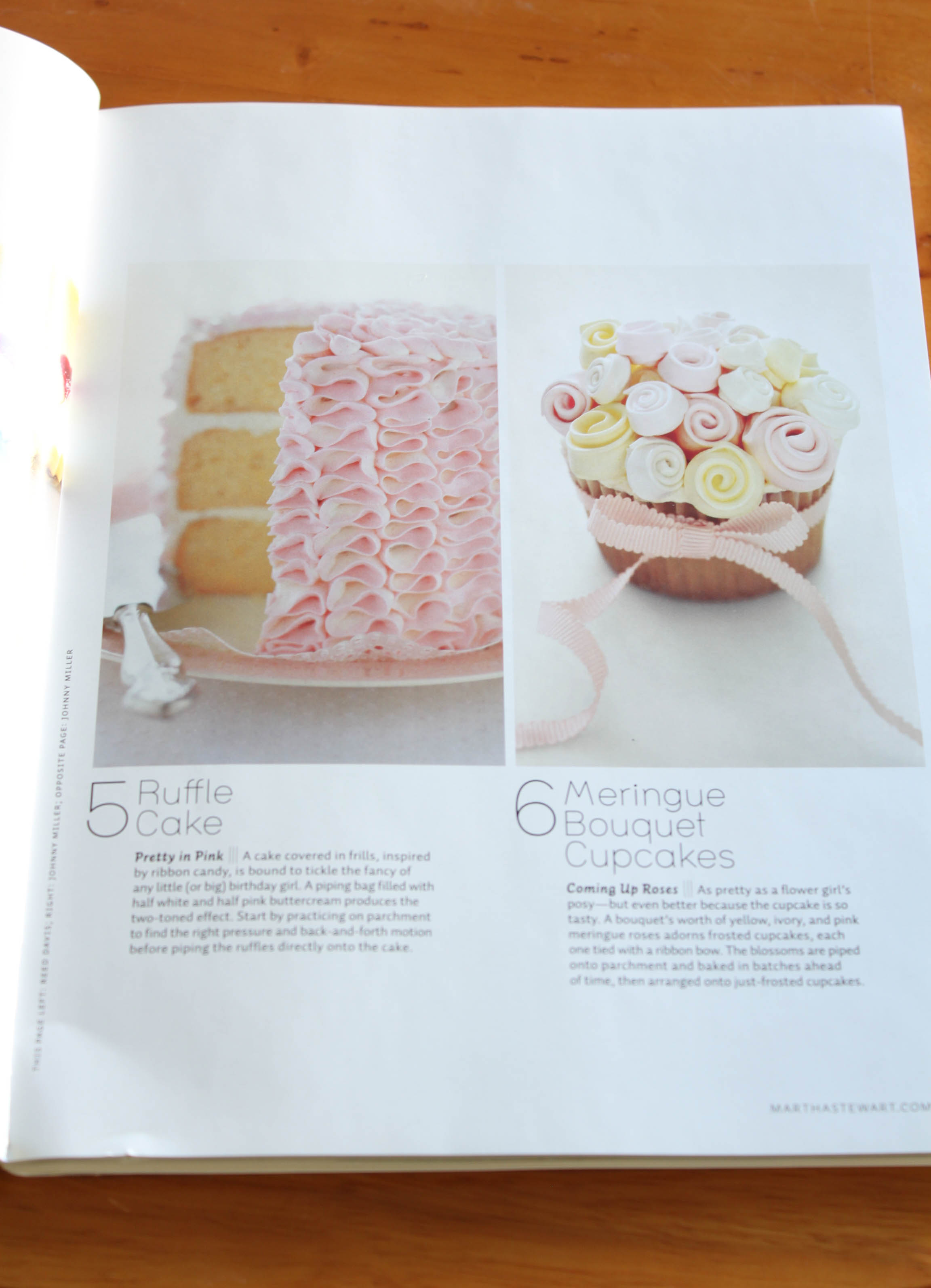 Martha Stewart Living’s Cakes & Cupcakes