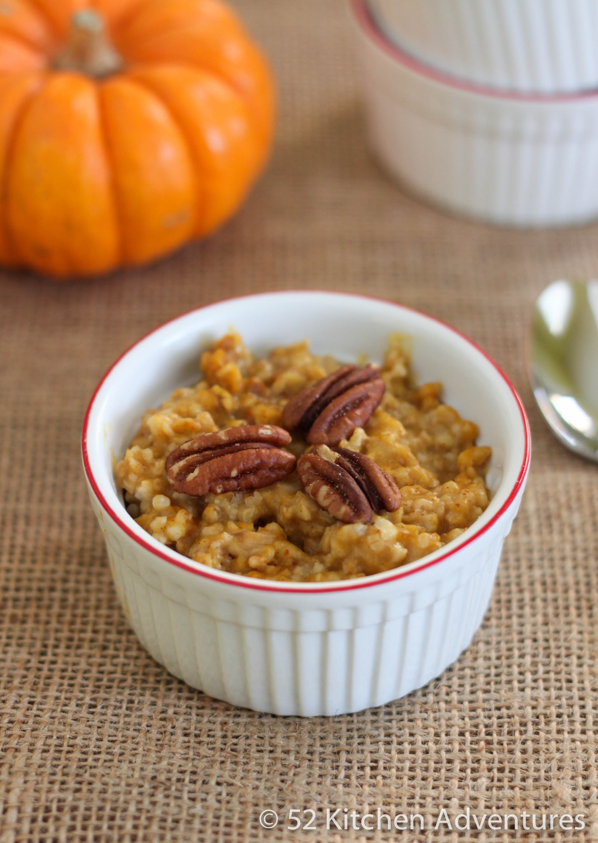 Slow Cooker Pumpkin Pie Oatmeal